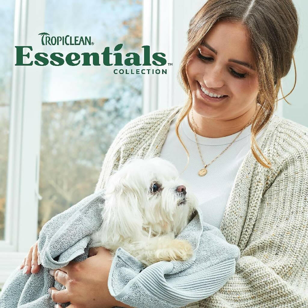 TropiClean Essentials Shea Butter Conditioner for Dogs (16 oz)