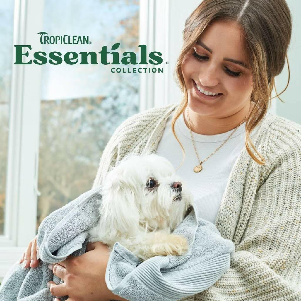 TropiClean Essentials Shea Butter Shampoo for Dogs Puppies & Cats (16 oz)
